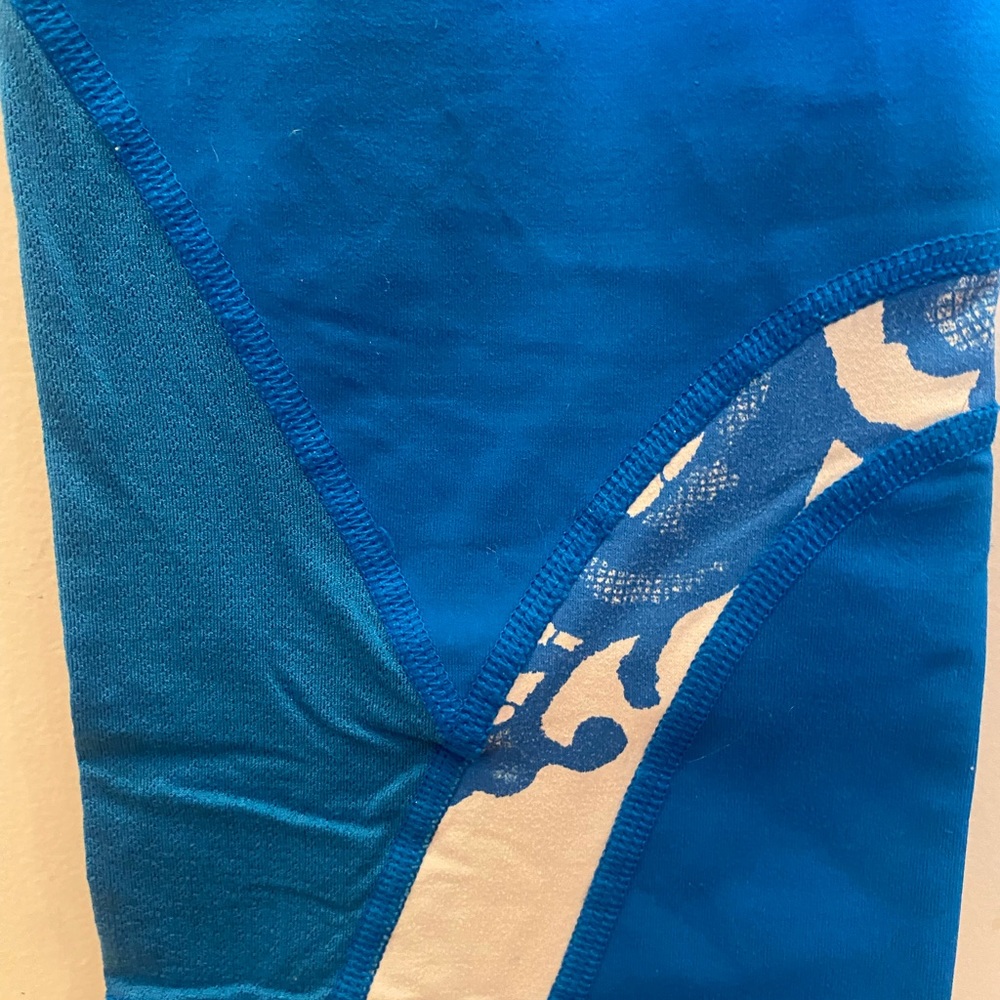 Inspire leggings size 8. No flaws. Blue lattice print! - Picture 2 of 3